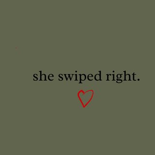 She Swiped Right. Perfect Valentine's Day Romance Love Story T-Shirt