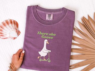 There She Goose funny shirt - photo 3