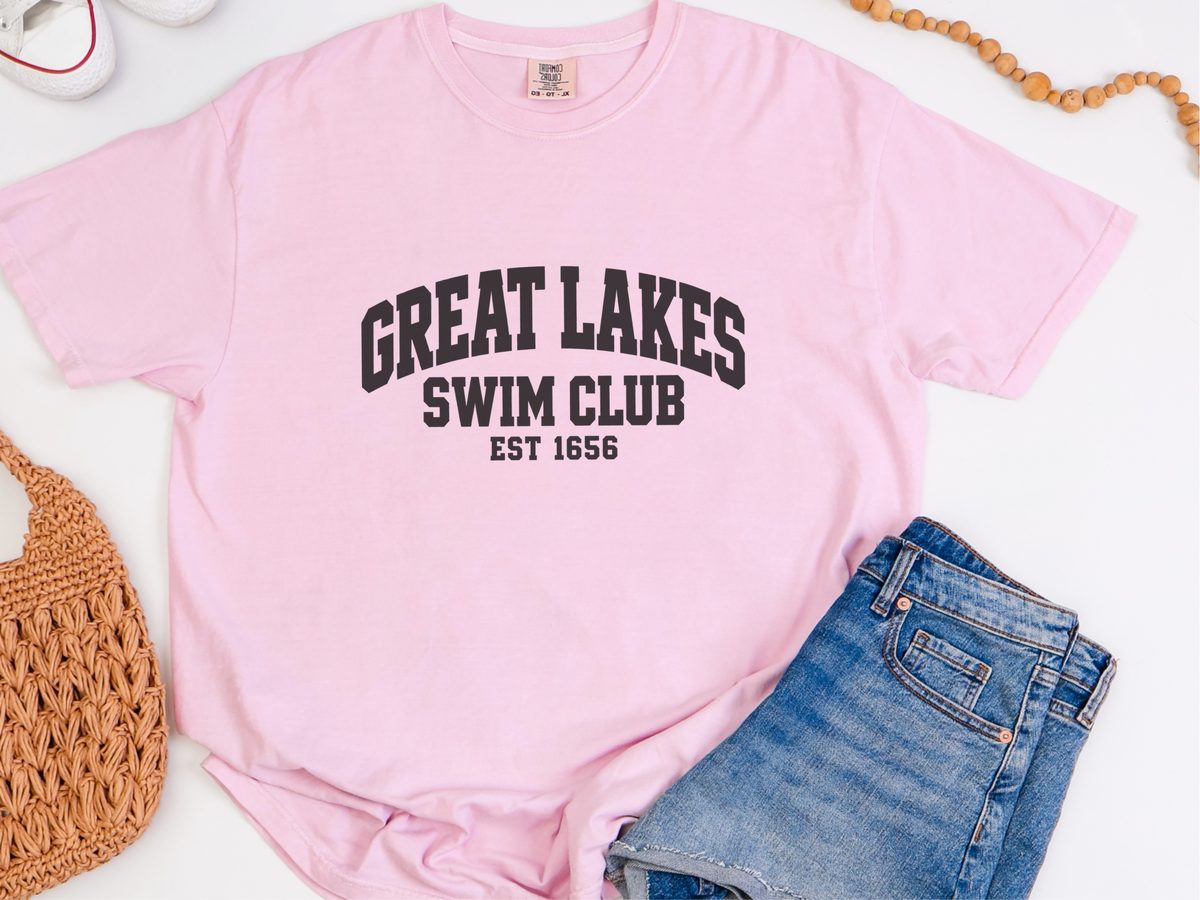 Great Lakes Swim Club 1656 Vintage Varsity Swim Team Tee Shirt