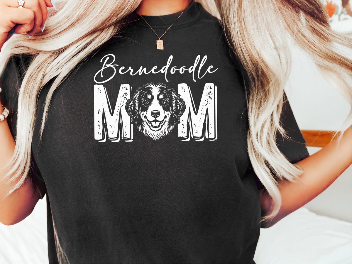 Comfort Colors Bernedoodle Mom T-Shirt Dog Lover Apparel Gift