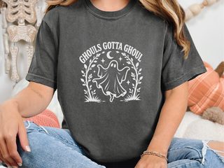 Ghouls Gotta Ghoul Ghost Wreath funny shirt - photo 4