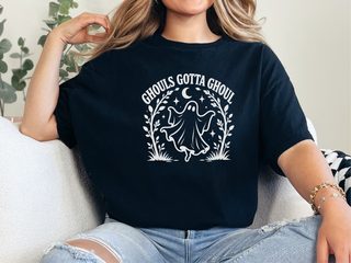 Ghouls Gotta Ghoul Ghost Wreath funny shirt - photo 2