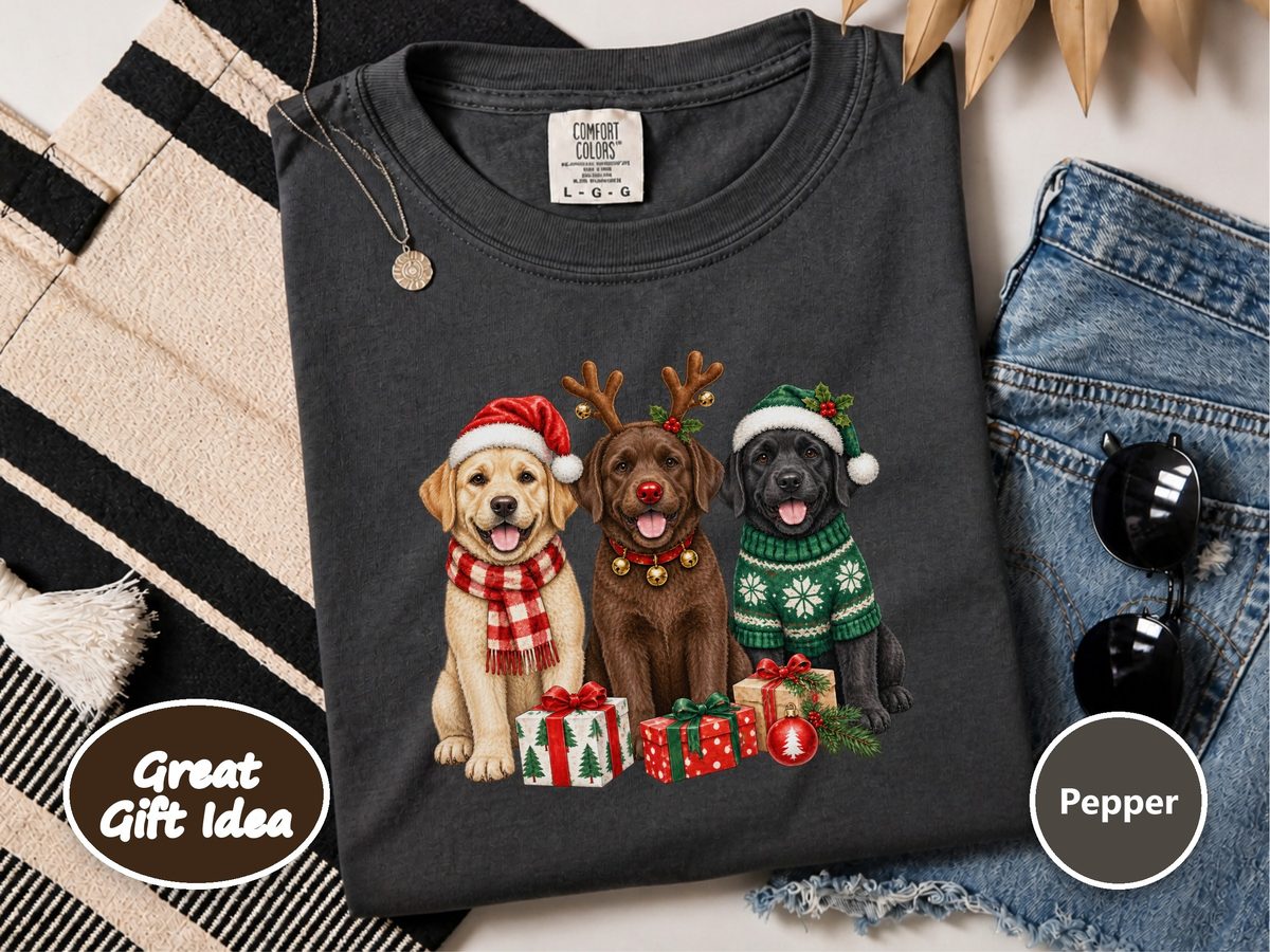 Three Labrador Christmas Dogs Holiday Labrador Retriever Shirt