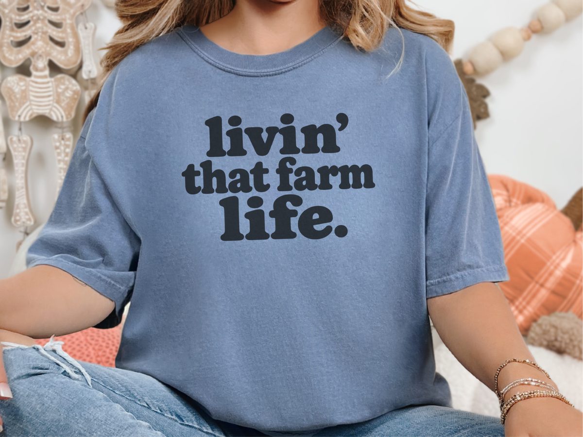 Livin That Farm Life Shirt Retro Country Life Tee Farm Lover Gift