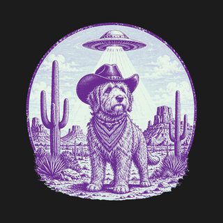 Vintage Goldendoodle Ufo Comfort Colors Retro Sci Fi Dog Shirt