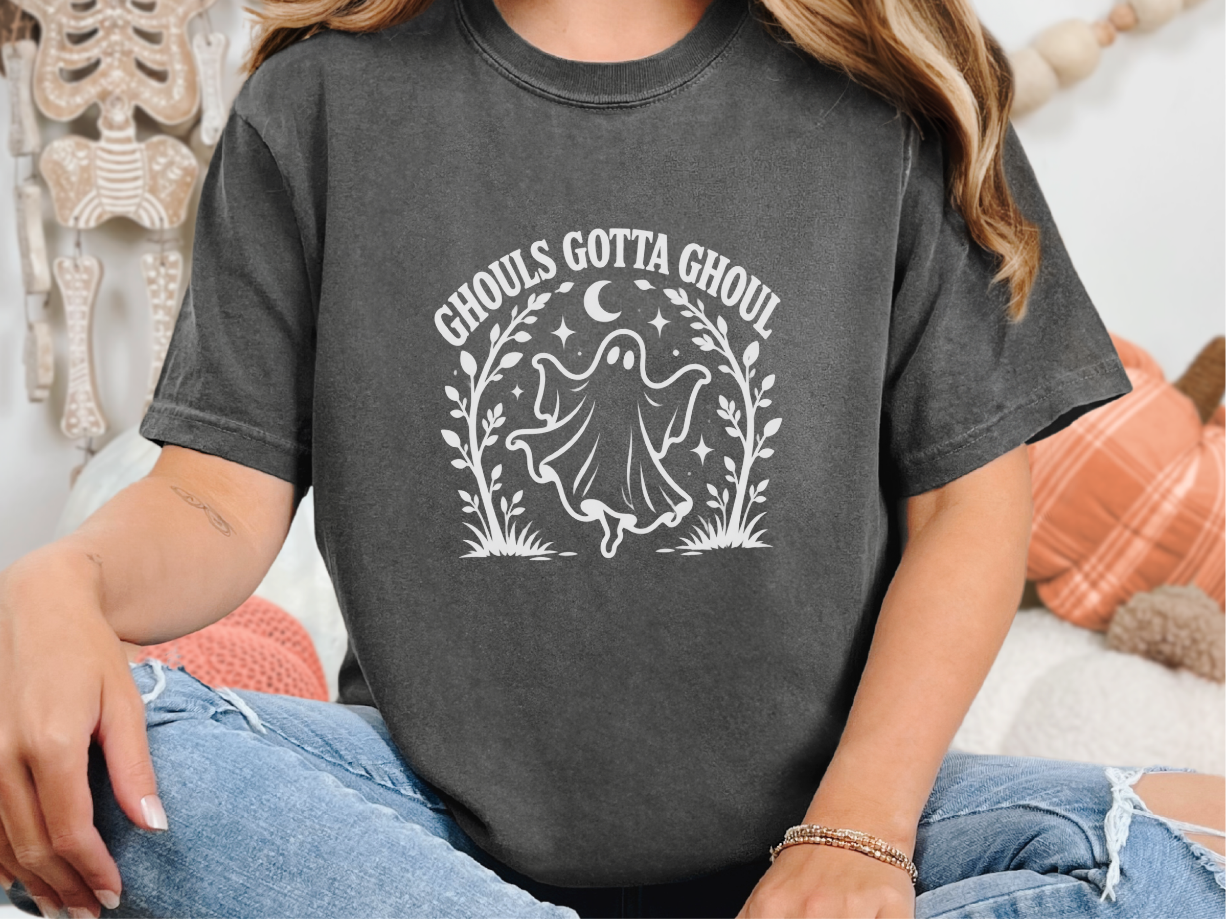 Ghouls Gotta Ghoul Ghost Wreath funny shirt - photo 4