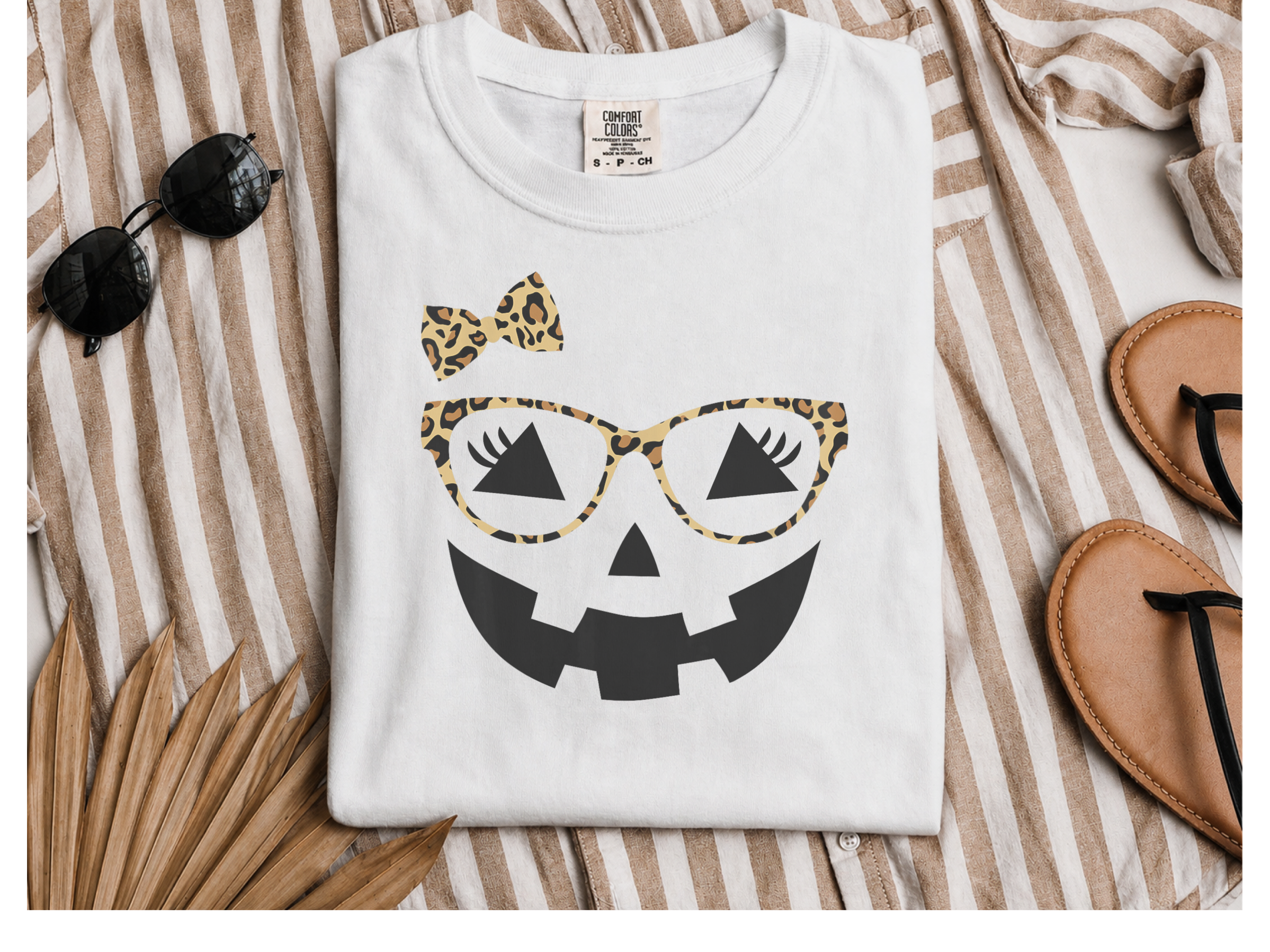 Jack O Lantern Halloween Pumpkin Face Eyelashes Leopard Glasses funny shirt - photo 1