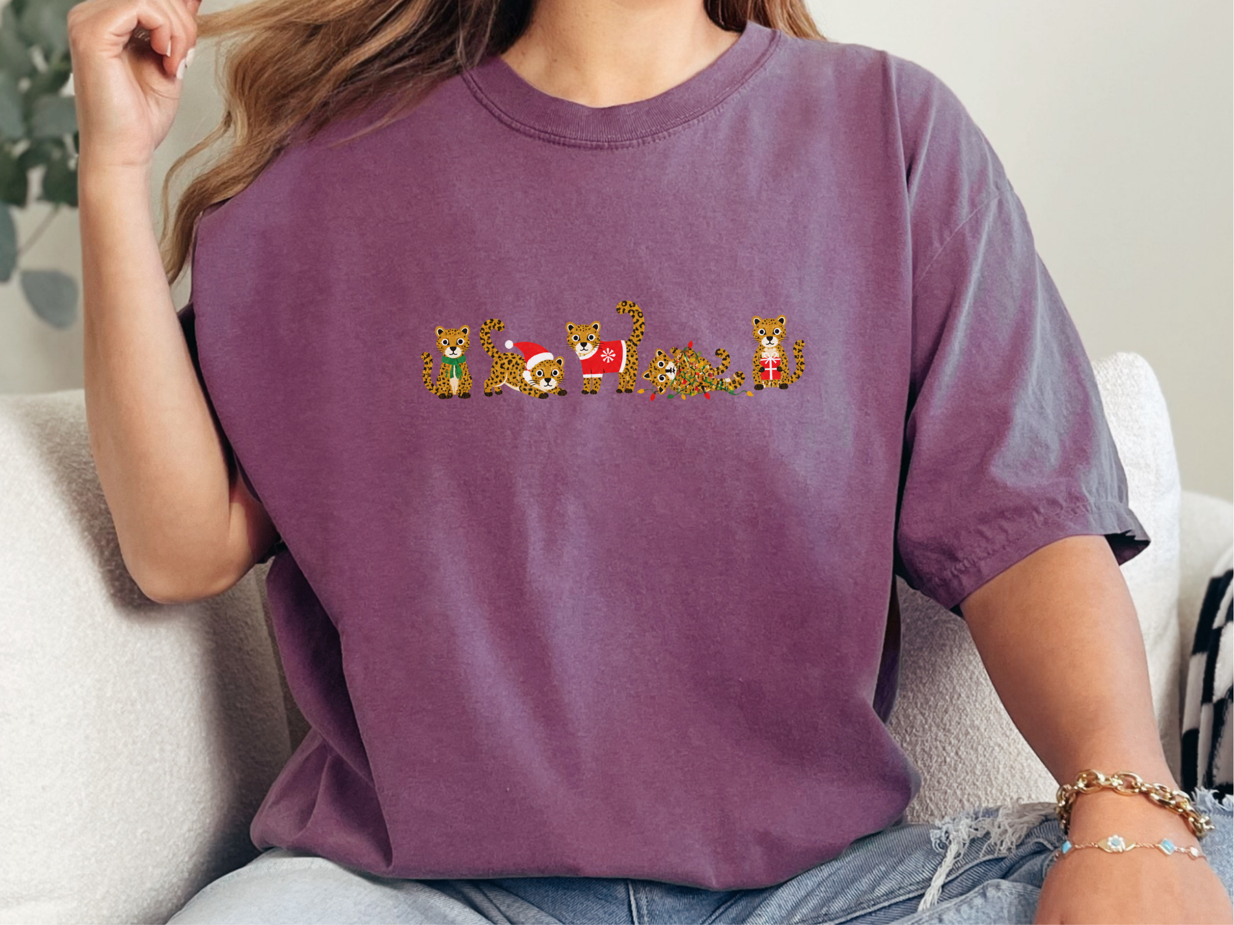 Christmas Leopard Festive Lineup - photo 5