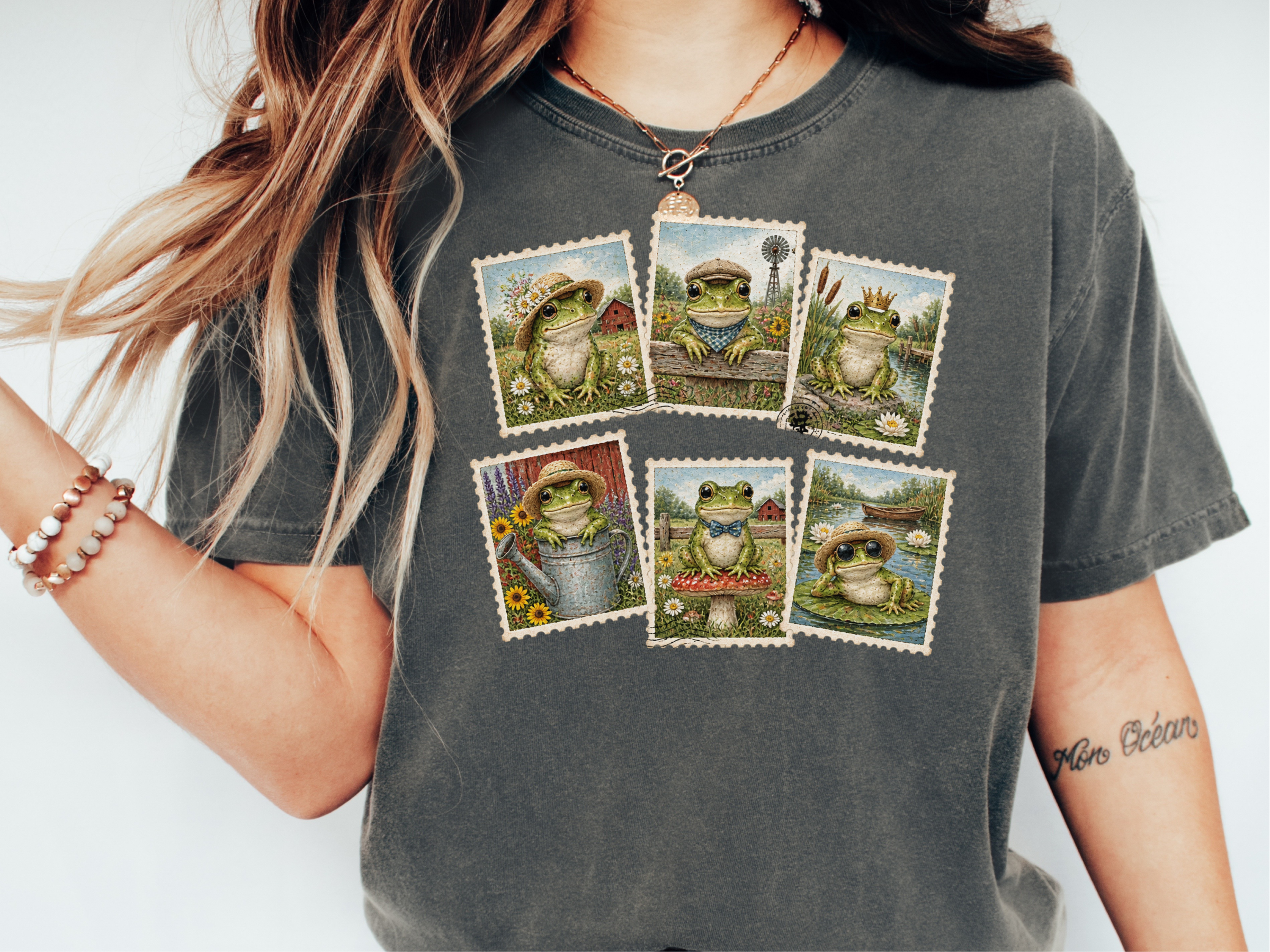 Sir Froggy Vintage Stamps funny shirt - photo 2