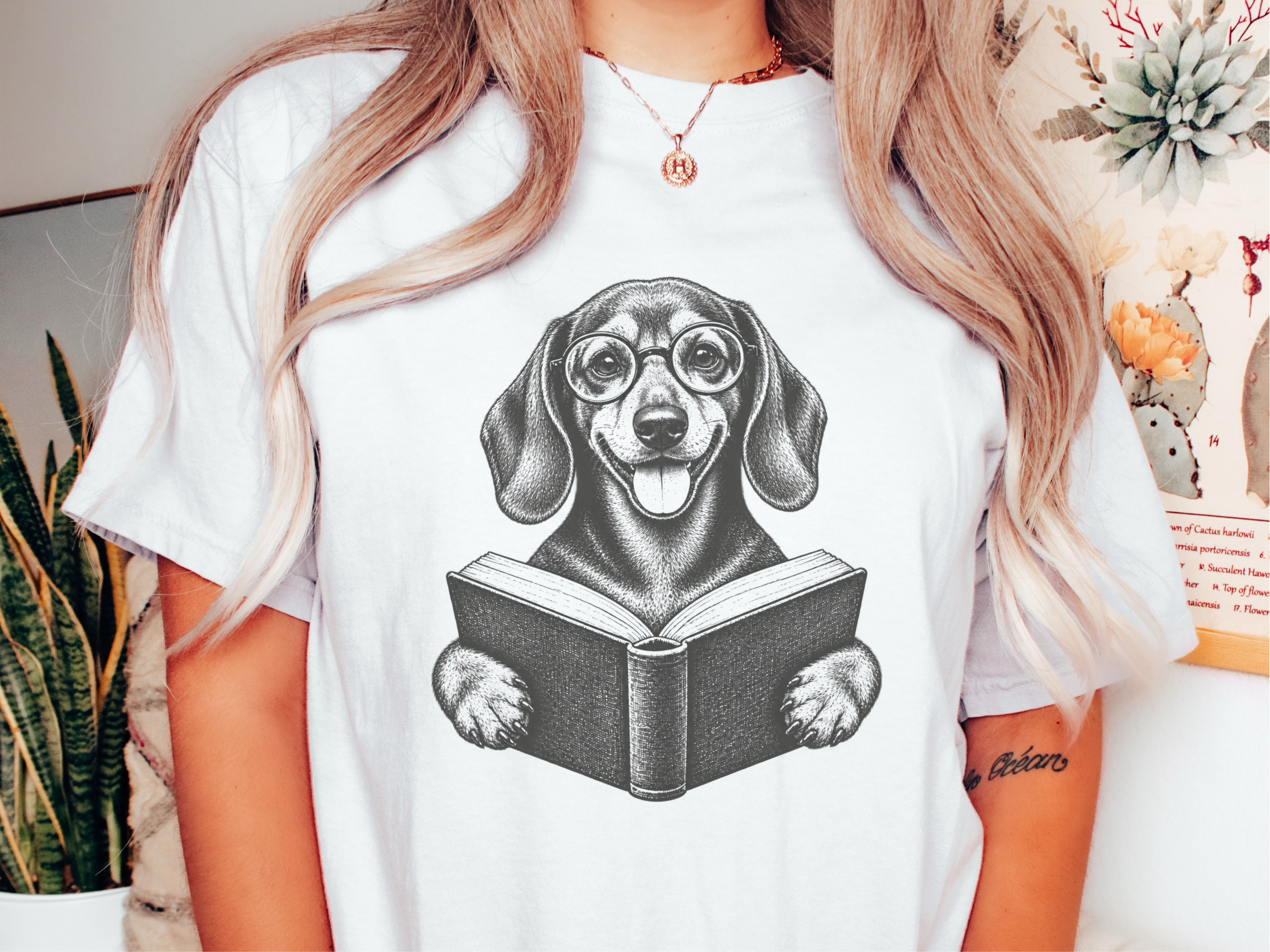 Reading Dachshund With Glasses doodle dog shirt - photo 1