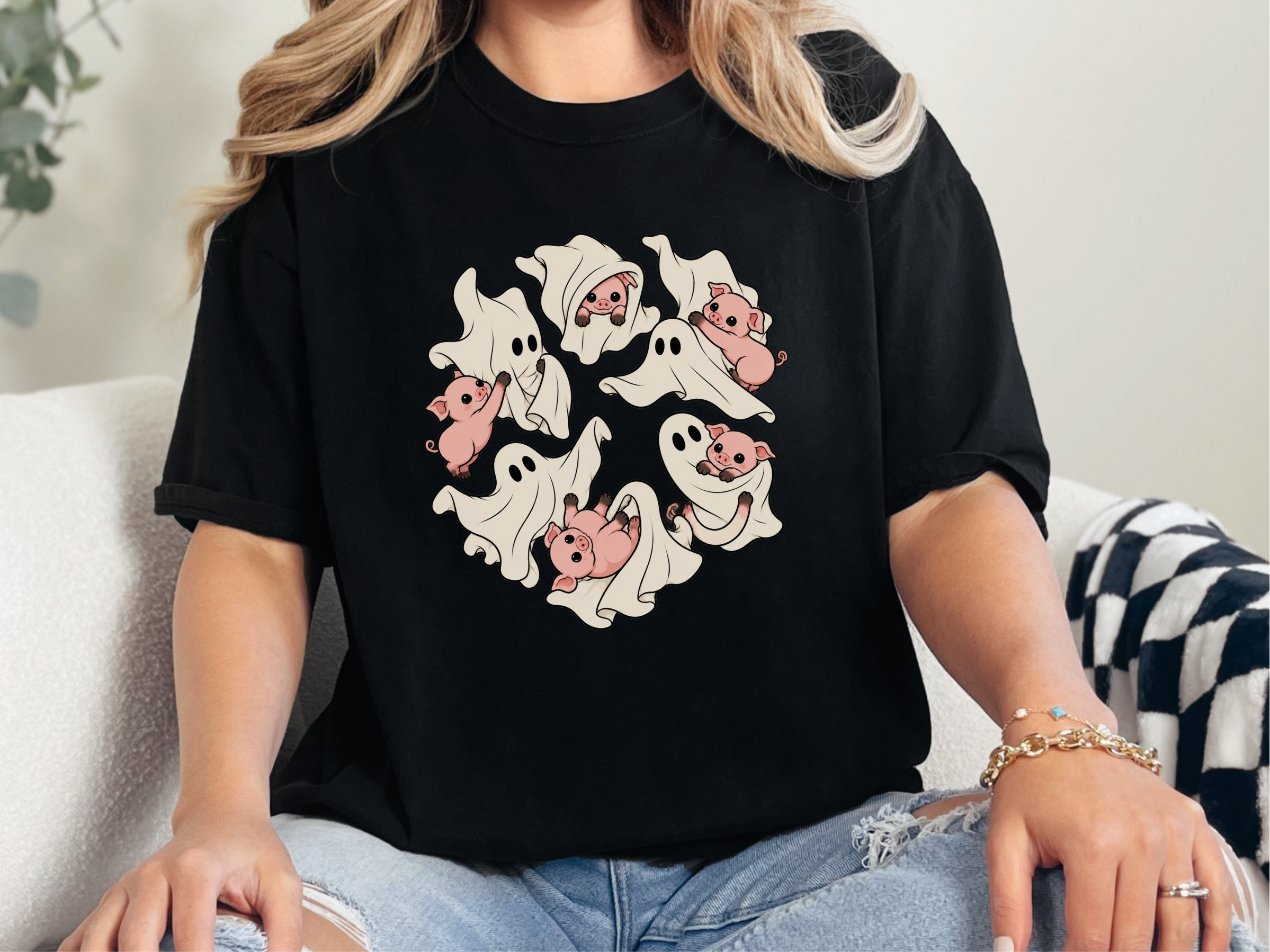 Cute Ghost Playing With Pig funny shirt - photo 4