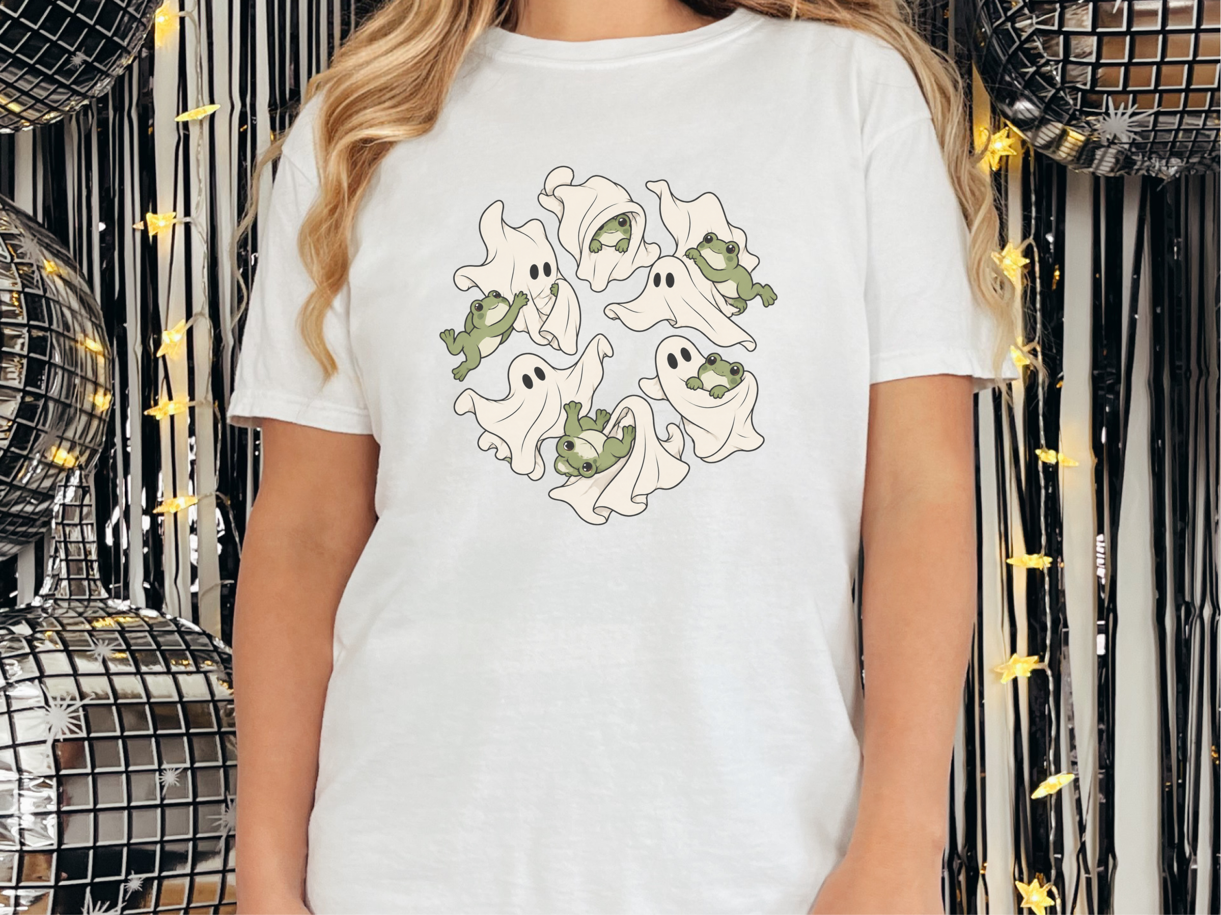 Ghosts Playing With Sir Froggy funny shirt - photo 1