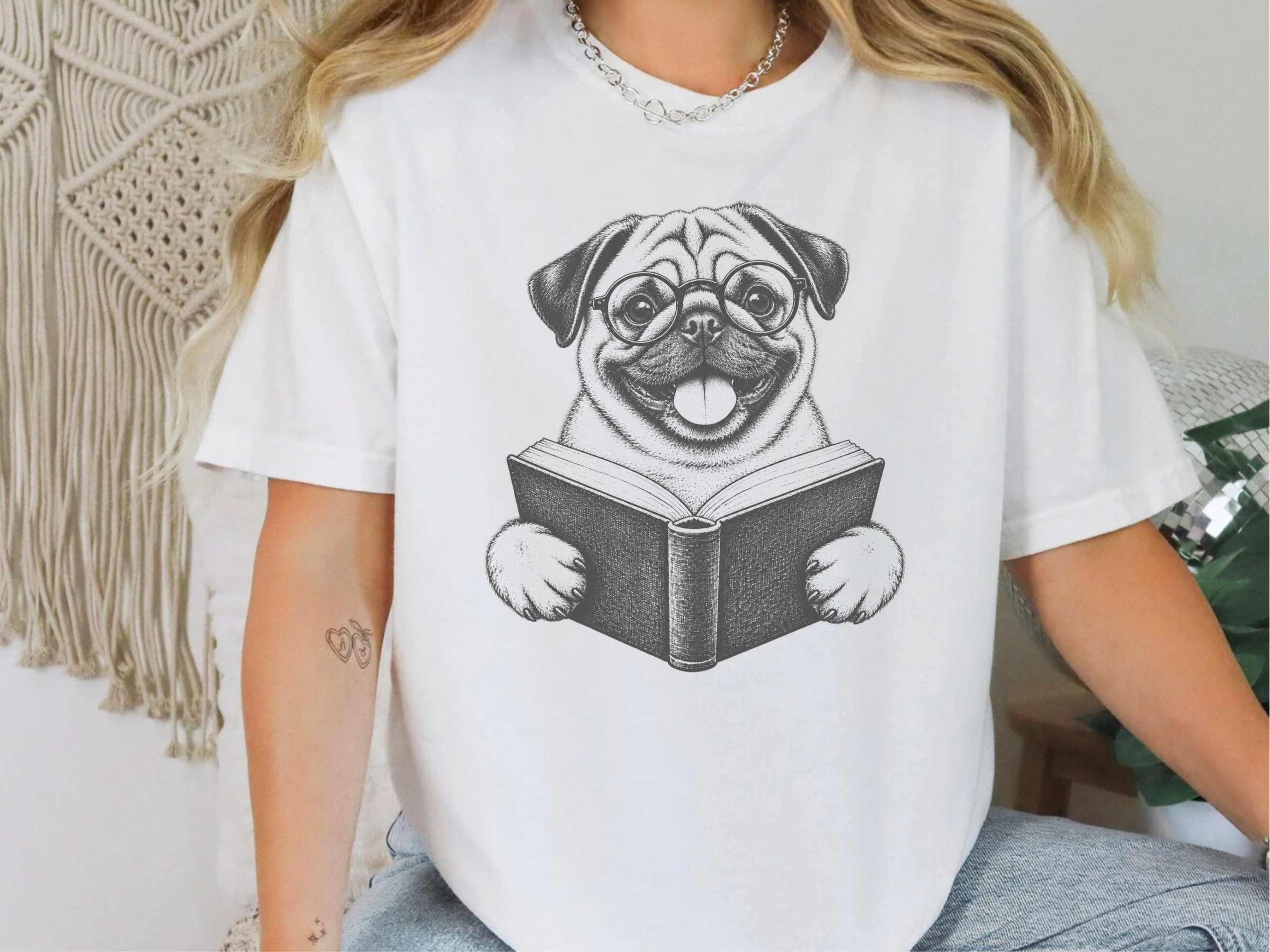 Reading Pug Round Glasses Pug Dog Lover Gift Bookish Dog Tee