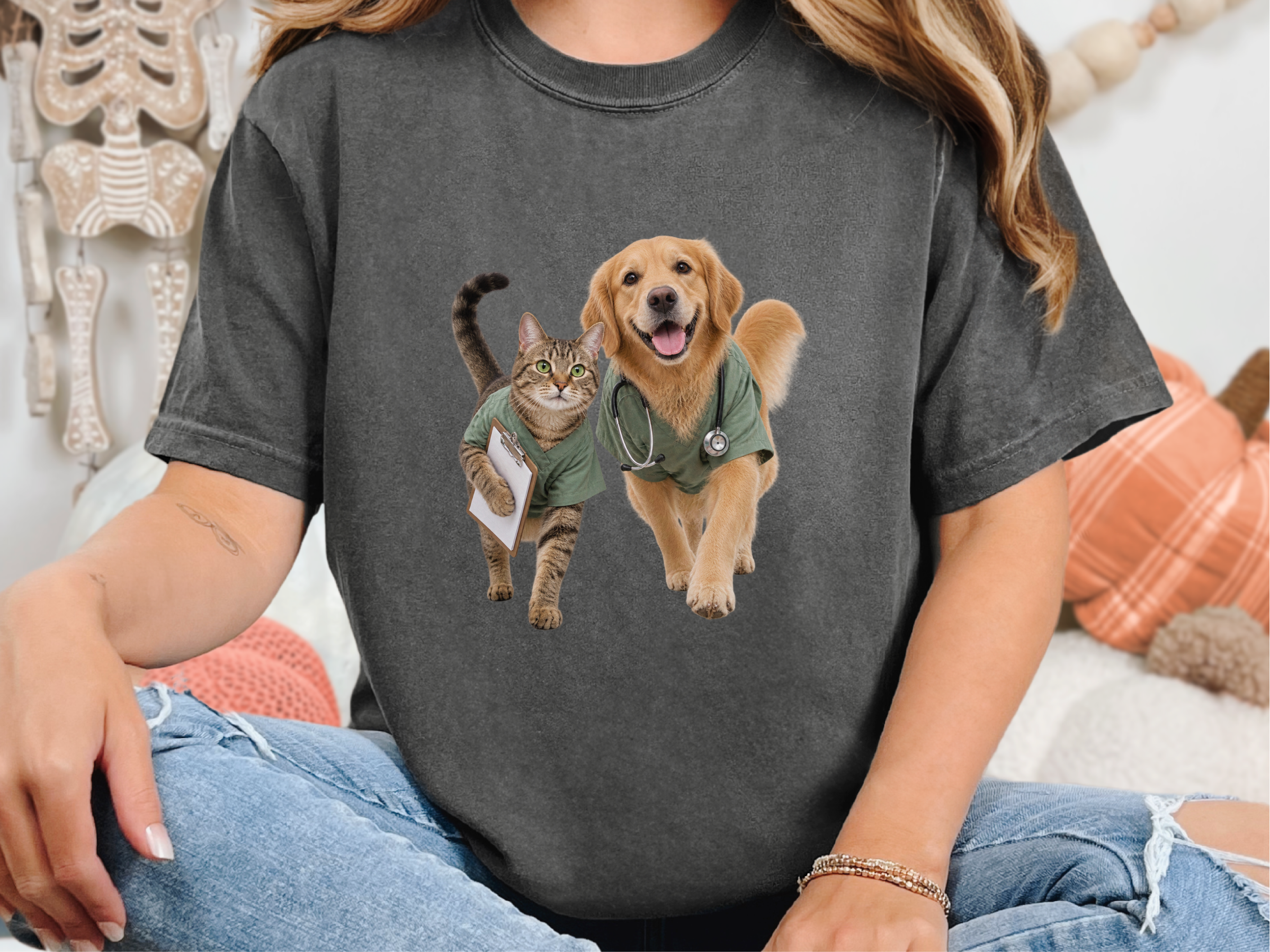 Golden Retriever And Tabby Cat Veterinarians funny shirt - photo 6