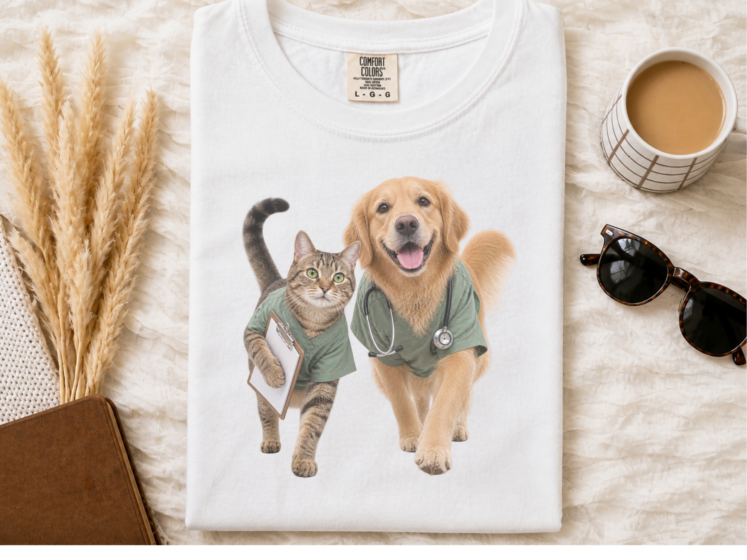 Golden Retriever And Tabby Cat Veterinarians funny shirt - photo 2